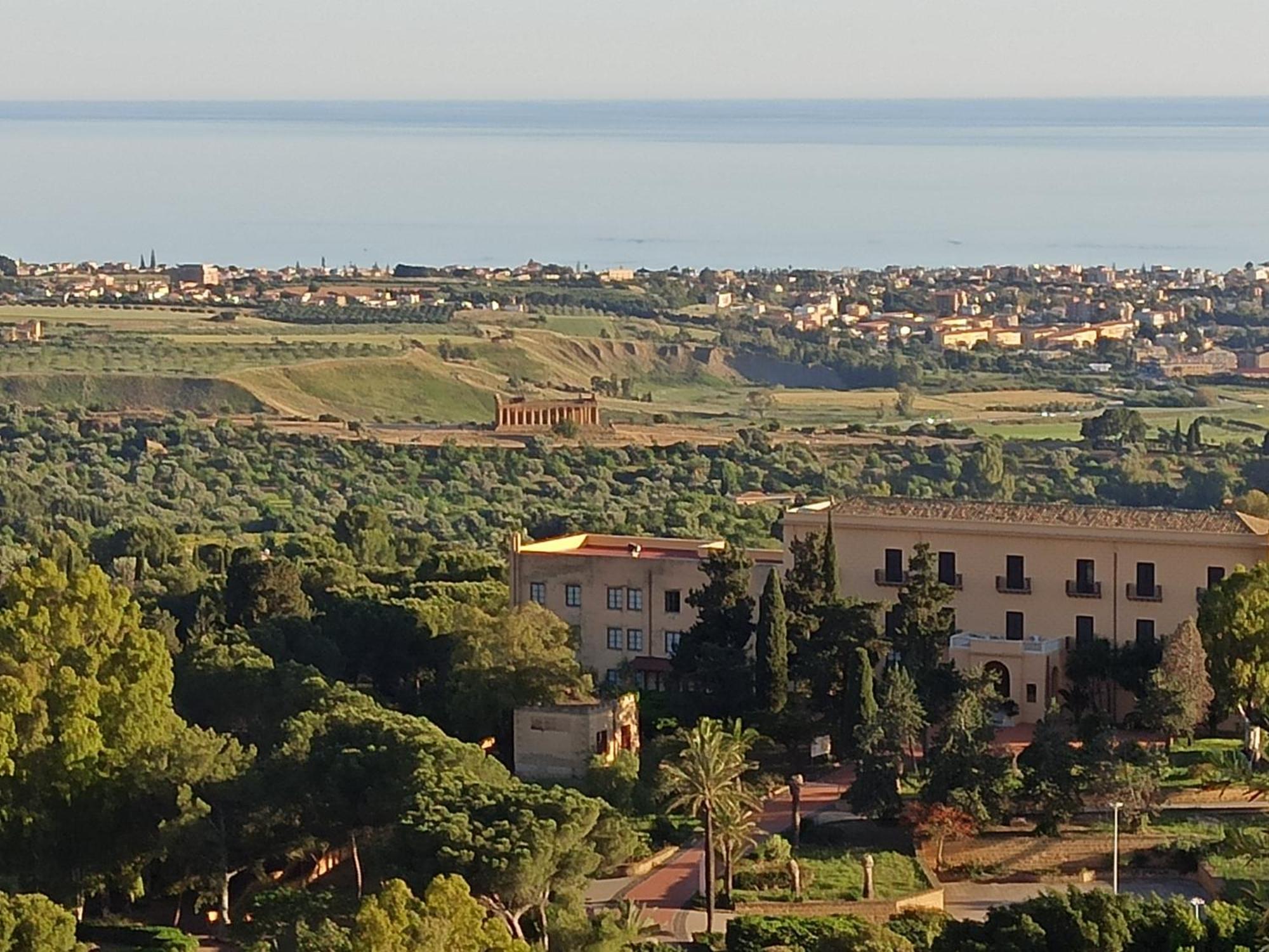 B&B Le 4 Stagioni Sul Viale, Belvedere Di أغريجنتو المظهر الخارجي الصورة